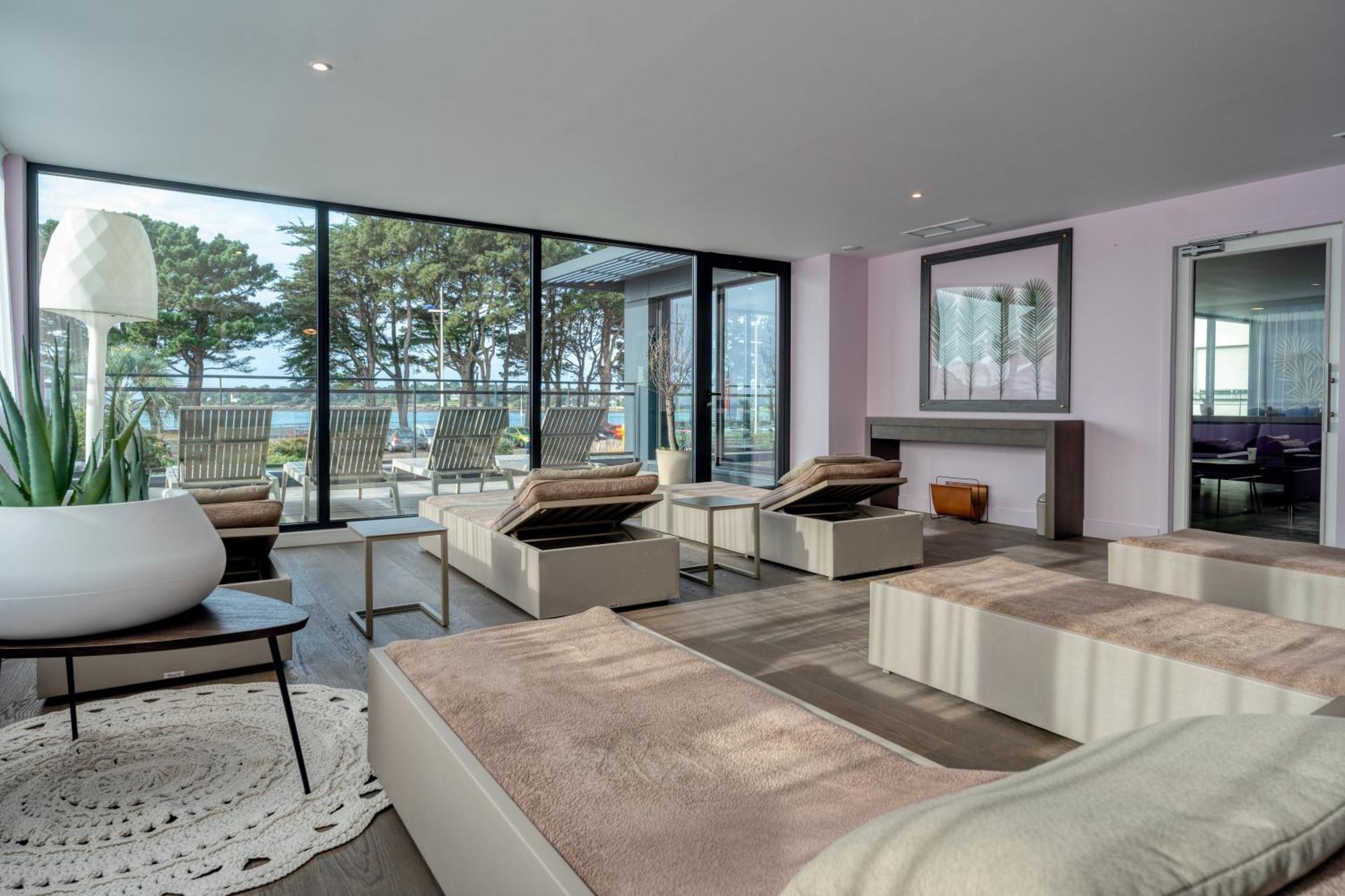 Hotel Kastel - Relais Thalasso & Spa Bénodet エクステリア 写真